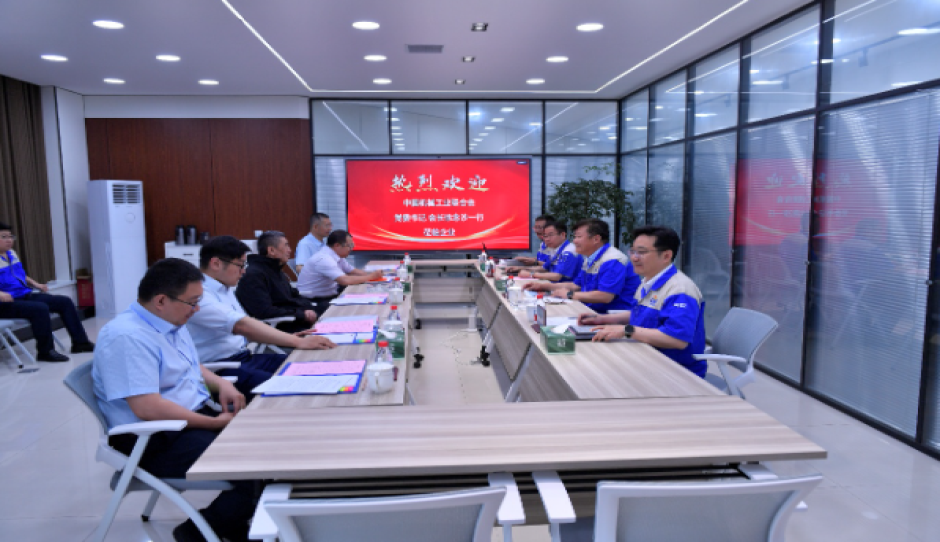 中国机械联会领导调研大连装备制造业重点企业