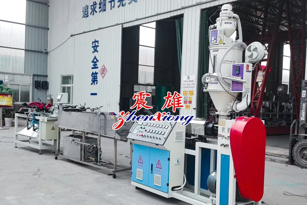 冷顶型材生产线，如何让制品更稳定、表面更光滑？